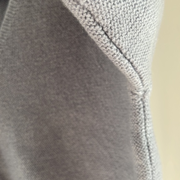 Like new Aritzia Wilfred Free 100% merino wool thick sweater - Picture 7 of 8